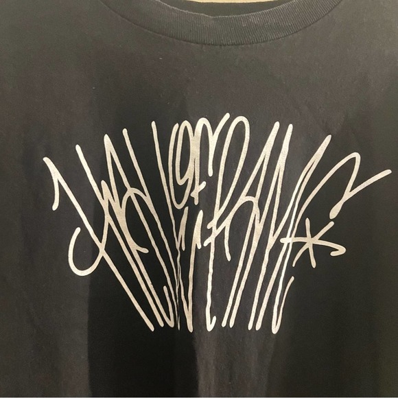 Hall of Fame “Grafiti” Shirt - Picture 1 of 3